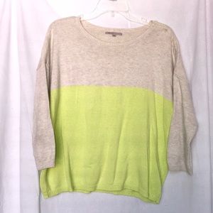 Gap Color-blocked sweater with 3/4 sleeves in L